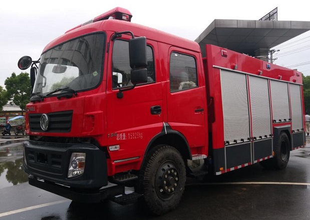 東風(fēng)153泡沫消防車(chē)(6-7T)|東風(fēng)專(zhuān)用底盤(pán)泡沫消防車(chē)
